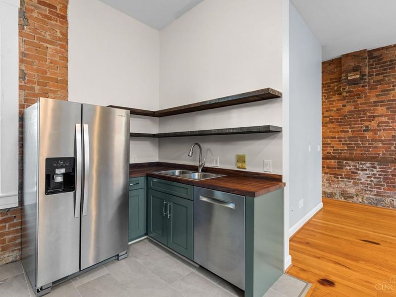 561 Milton Street, Unit O, Cincinnati, OH 45202 Photo 27