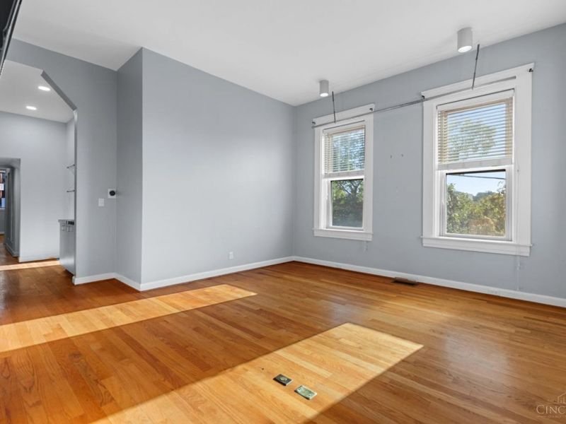 561 Milton Street, Unit O, Cincinnati, OH 45202 Photo 8