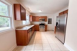 5710 Edgehill  photo 4