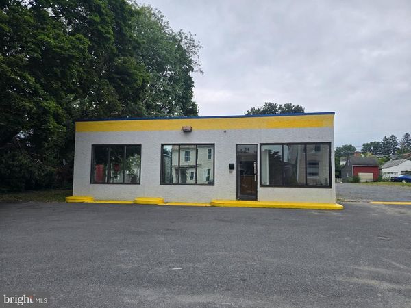 34 E MAIN STREET , FLEETWOOD, PA 19522