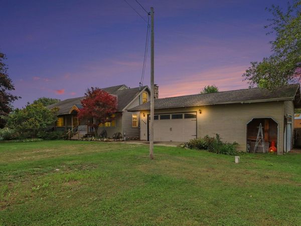 7144 E 5 Point Highway, Eaton Rapids, MI 48827