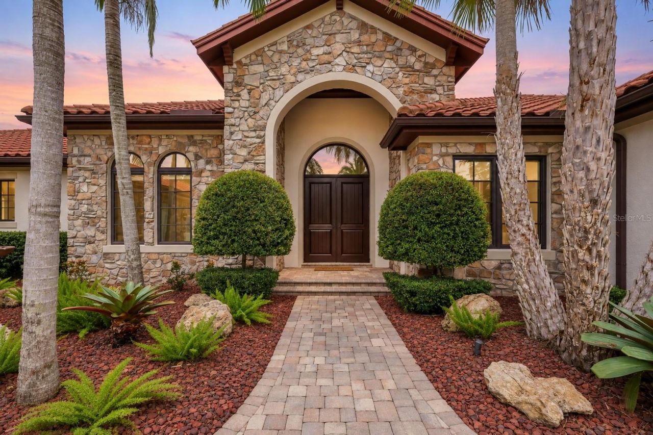 8435 Lindrick Lane, Bradenton, FL 34202 Photo