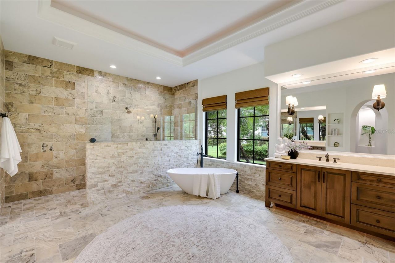 8435 Lindrick Lane, Bradenton, FL 34202 Photo