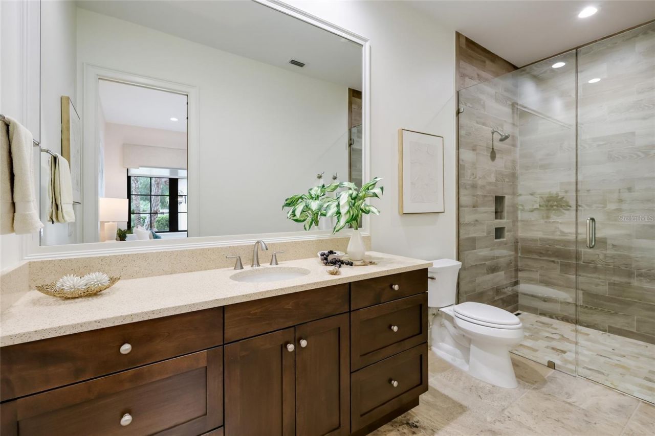 8435 Lindrick Lane, Bradenton, FL 34202 Photo