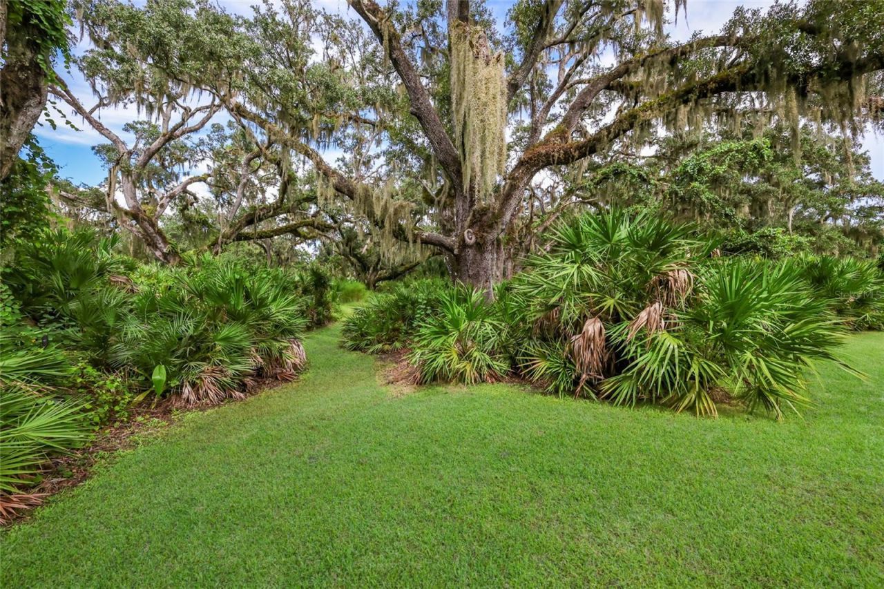 8435 Lindrick Lane, Bradenton, FL 34202 Photo