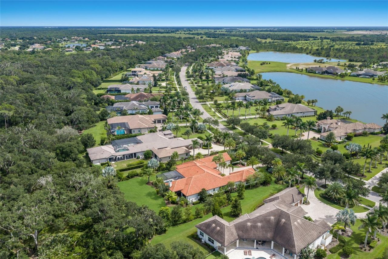 8435 Lindrick Lane, Bradenton, FL 34202 Photo