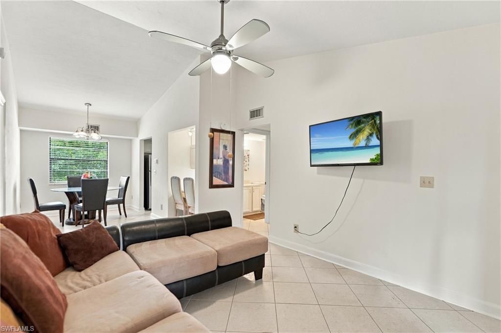 5501 Rattlesnake Hamm Rd , Unit 209, Naples, FL 34113 Photo