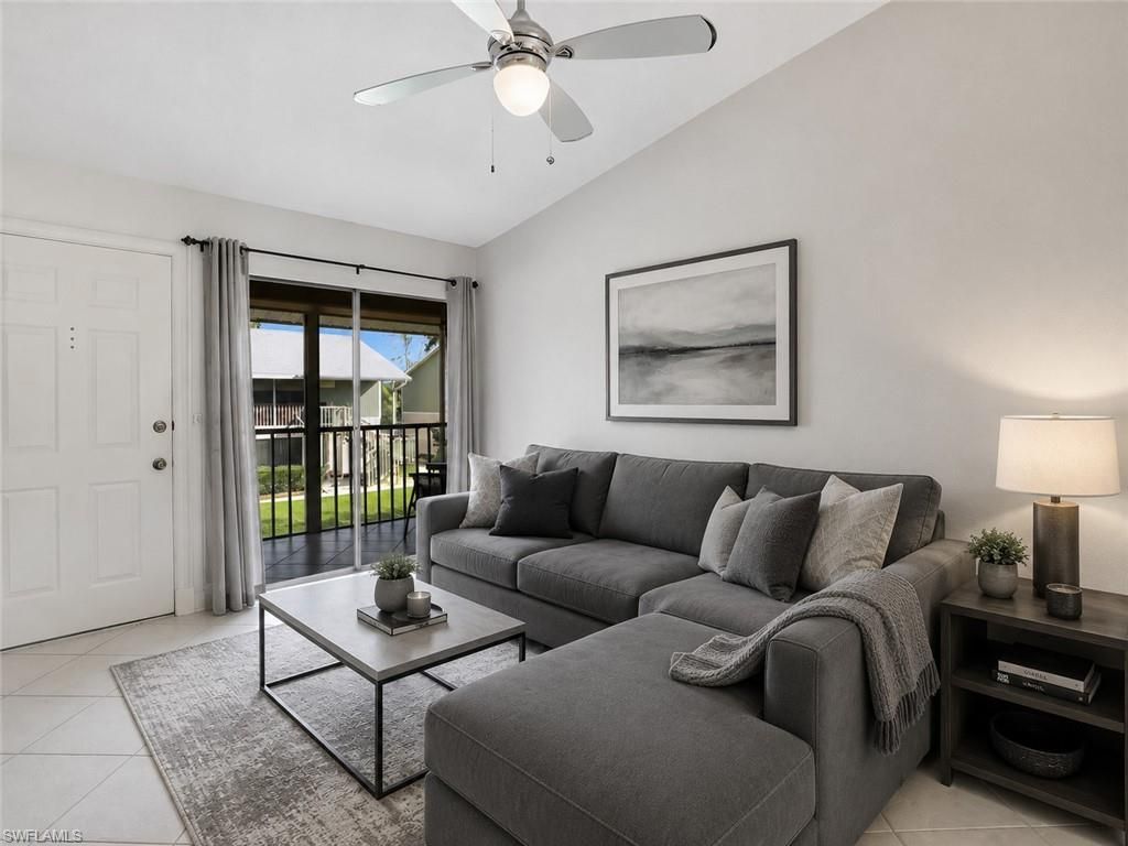 5501 Rattlesnake Hamm Rd , Unit 209, Naples, FL 34113 Photo