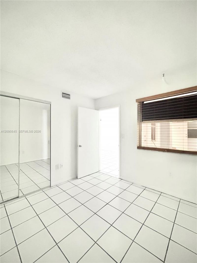 2575 SW 27th Ave, Unit 509, Miami, FL 33133 Photo