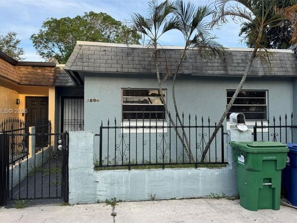 3896 NW 207th St Rd , Miami Gardens, FL 33055
