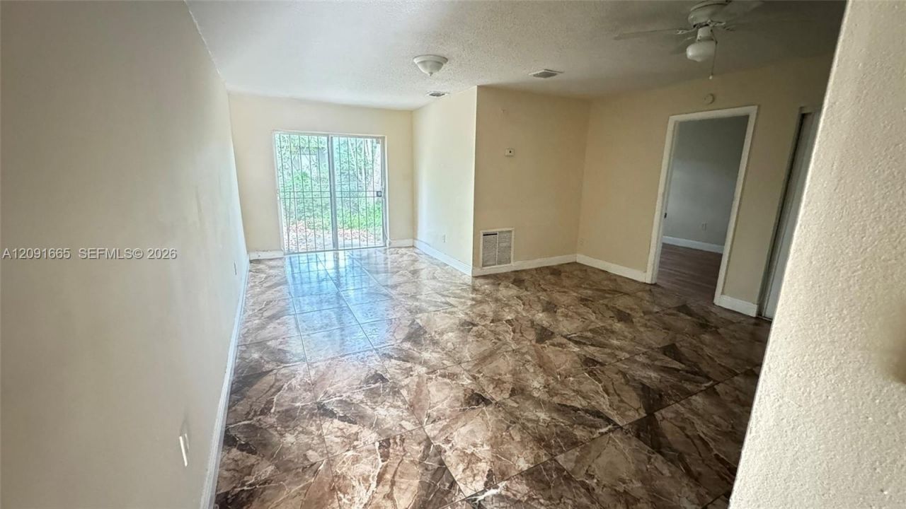 3896 NW 207th St Rd, Miami Gardens, FL 33055 Photo
