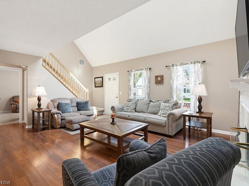 1990 Village Parkway, Tallmadge, OH 44278 Photo 9