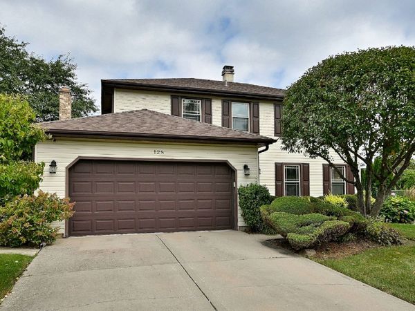 128 Hunter's Circle , Schaumburg, IL 60193