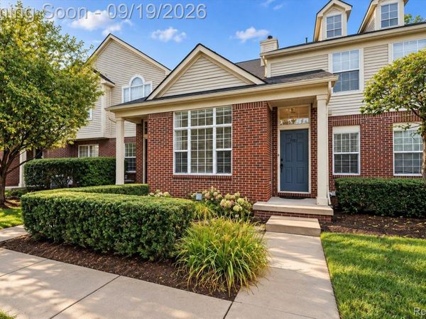 17103 Caitlin Circle, Commerce Township, Mi 48390