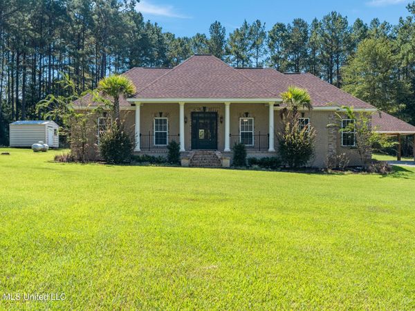 11 Maple Drive, Ellisville, MS 39437