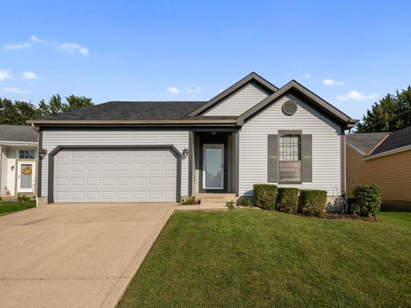 2932 Grand Haven Drive , Pickerington, OH 43147