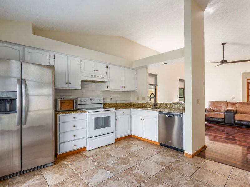 2932 Grand Haven Drive, Pickerington, OH 43147 Photo 9
