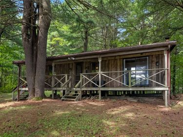 3380 Wells Road , Branchport, NY 14418