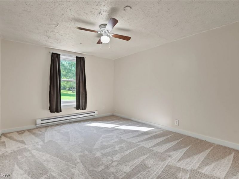 16236 Georgette Drive, Burton, OH 44021 Photo 17