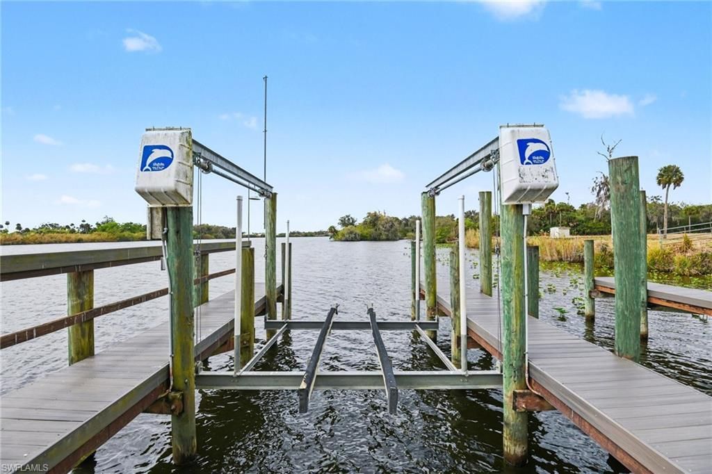 23150 N River Rd , Alva, FL 33920 Photo