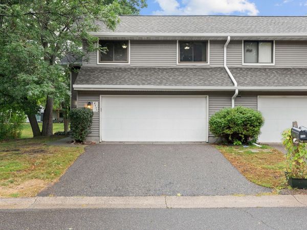 4135 Shirlee Lane S, Shoreview, MN 55126