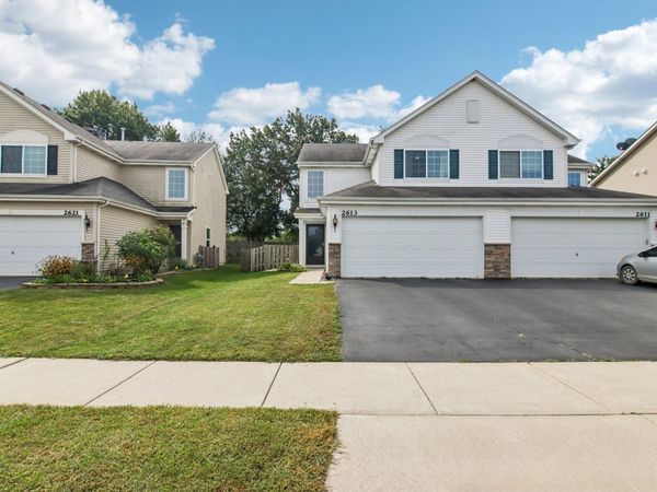 2613 Hearthstone Drive , Hampshire, IL 60140