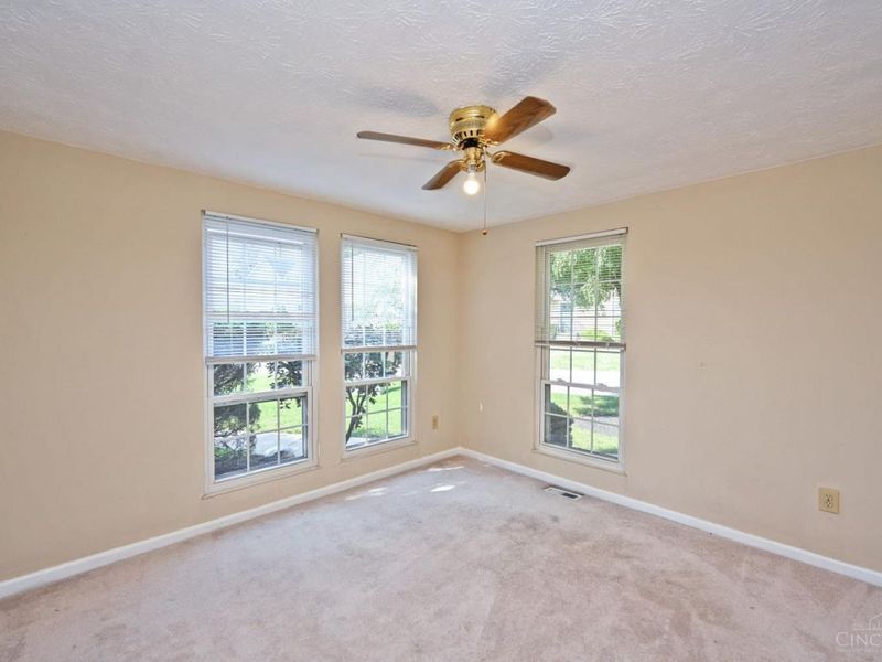 8081 Hetz Drive, Sycamore Township, OH 45242 Photo 11