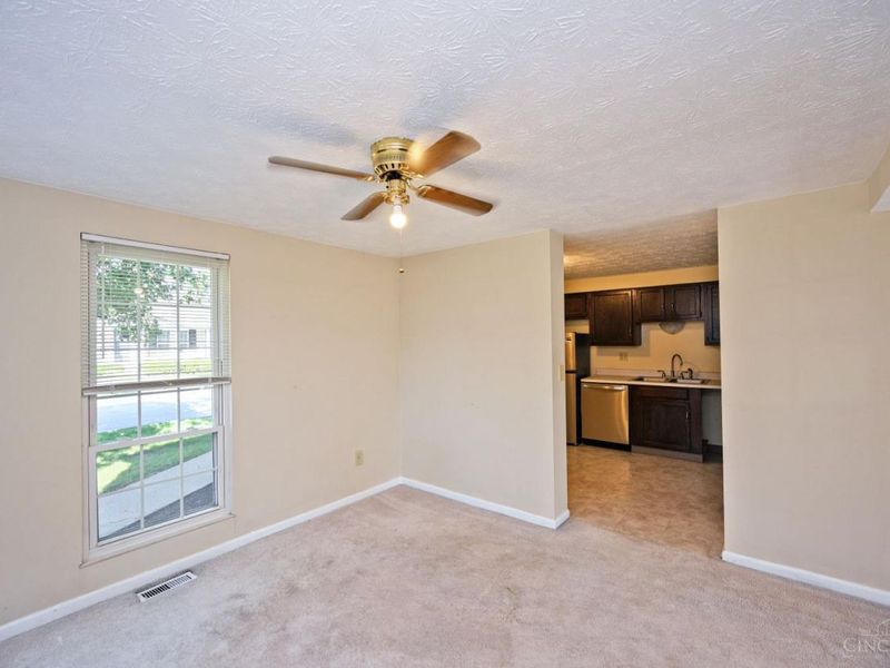 8081 Hetz Drive, Sycamore Township, OH 45242 Photo 12