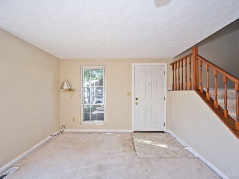 8081 Hetz Drive, Sycamore Township, OH 45242 Photo 5