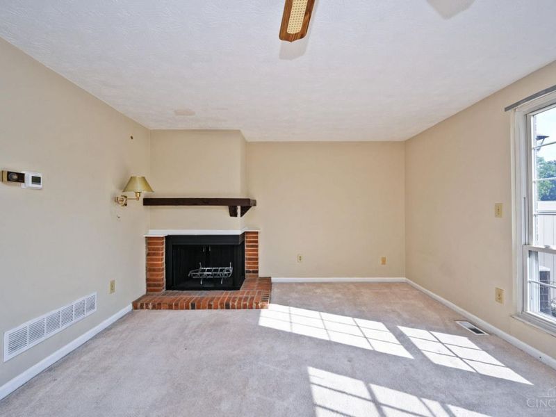 8081 Hetz Drive, Sycamore Township, OH 45242 Photo 6