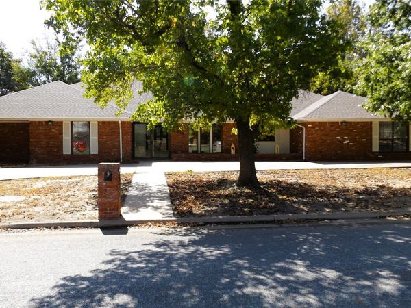 3513 Chickadee Lane , Enid, OK 73703