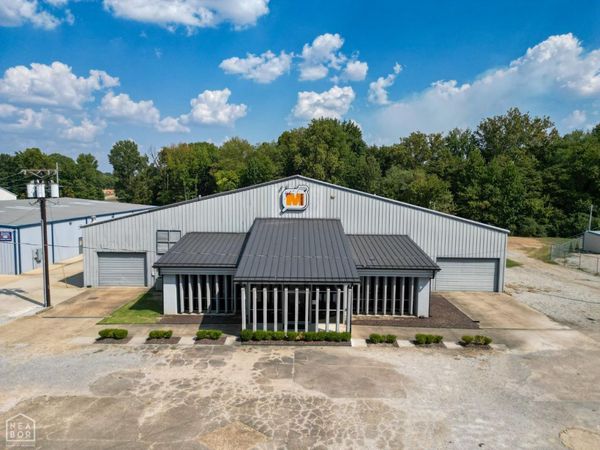 1305 Carroll Road, Paragould, AR 72450