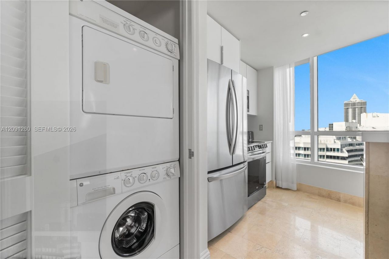 4401 Collins Ave , Unit 1703, Miami Beach, FL 33140 Photo