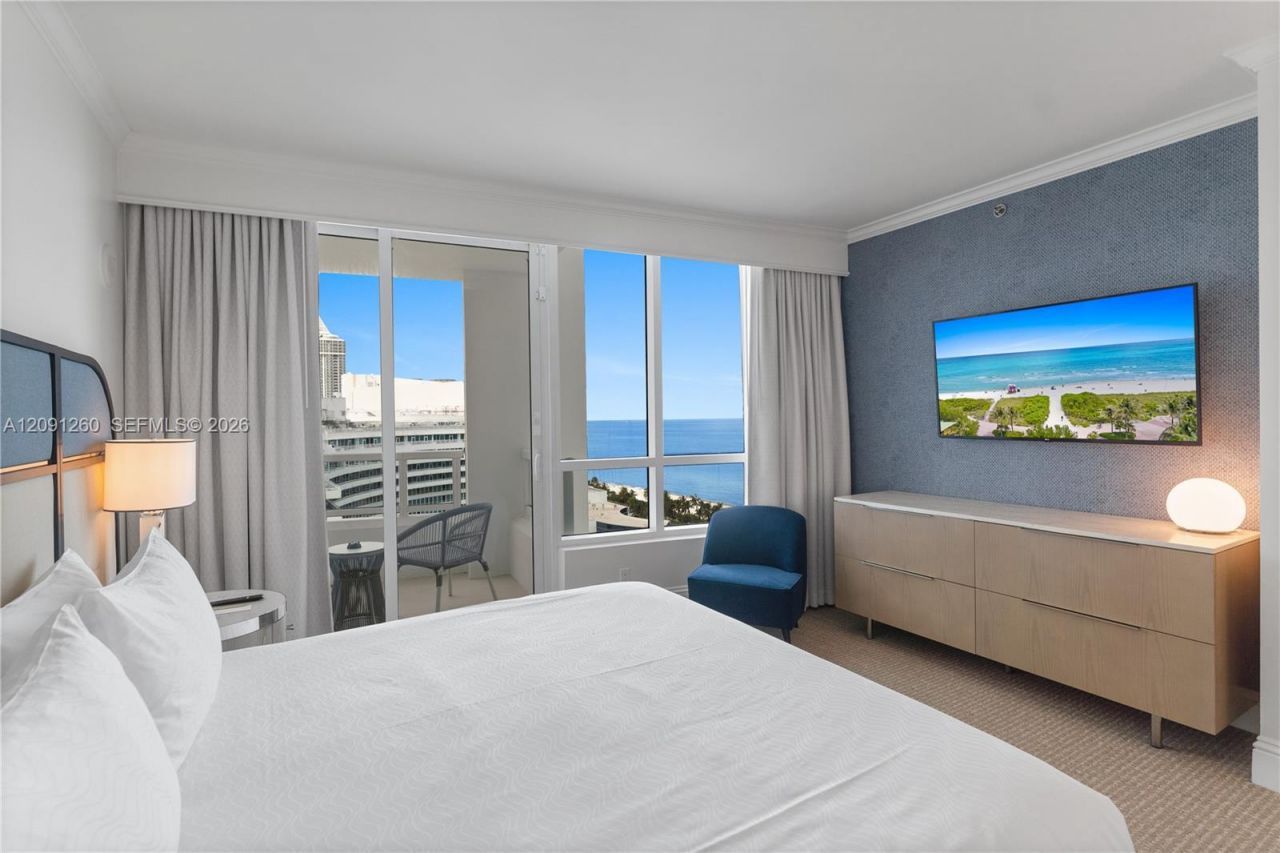 4401 Collins Ave , Unit 1703, Miami Beach, FL 33140 Photo