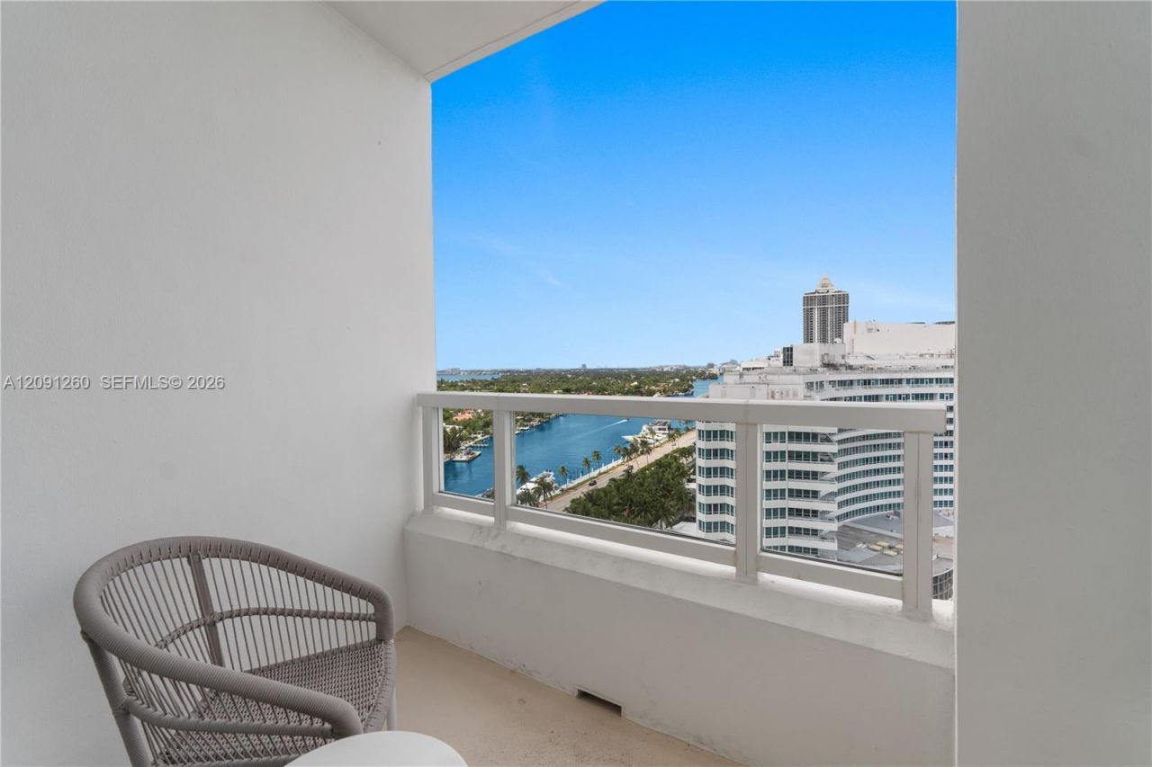 4401 Collins Ave , Unit 1703, Miami Beach, FL 33140 Photo