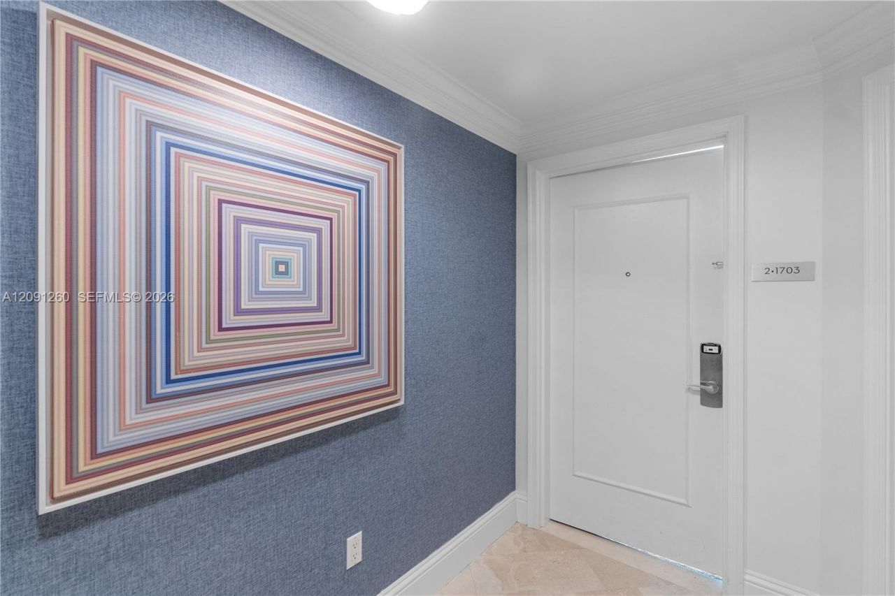 4401 Collins Ave , Unit 1703, Miami Beach, FL 33140 Photo