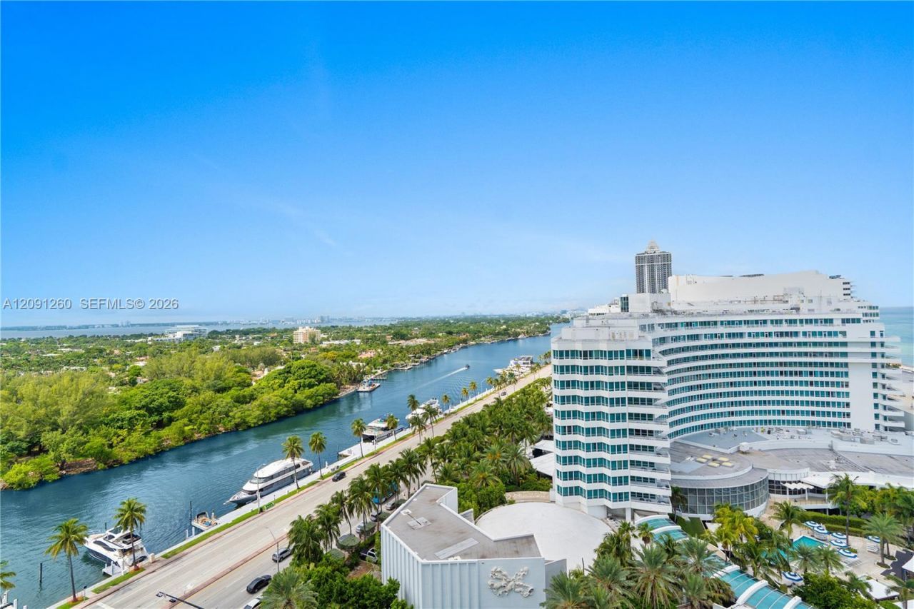 4401 Collins Ave , Unit 1703, Miami Beach, FL 33140 Photo