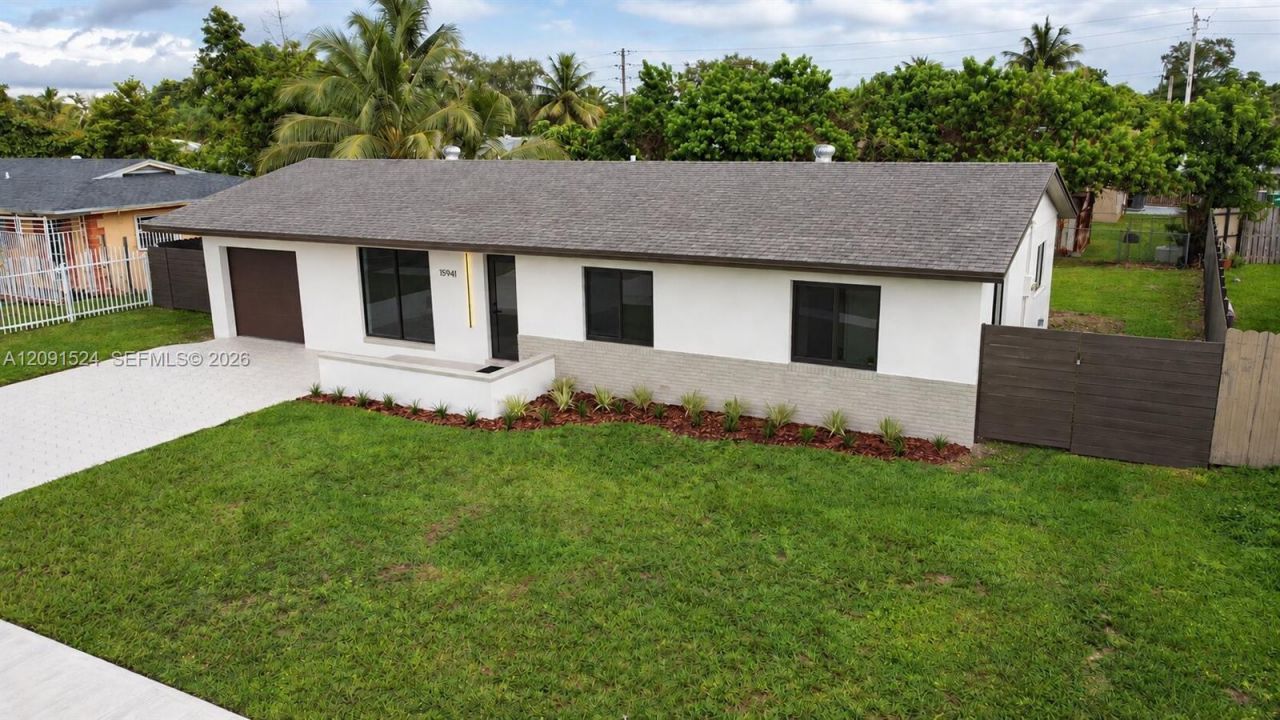 15941 SW 104th Ct , Miami, FL 33157 Photo