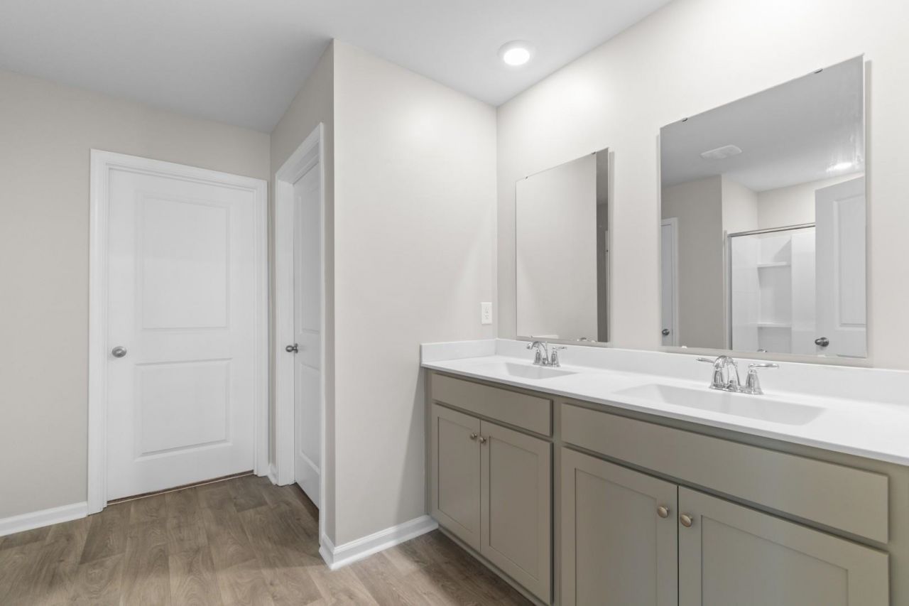 6615 Colonial Dr. Photo 18