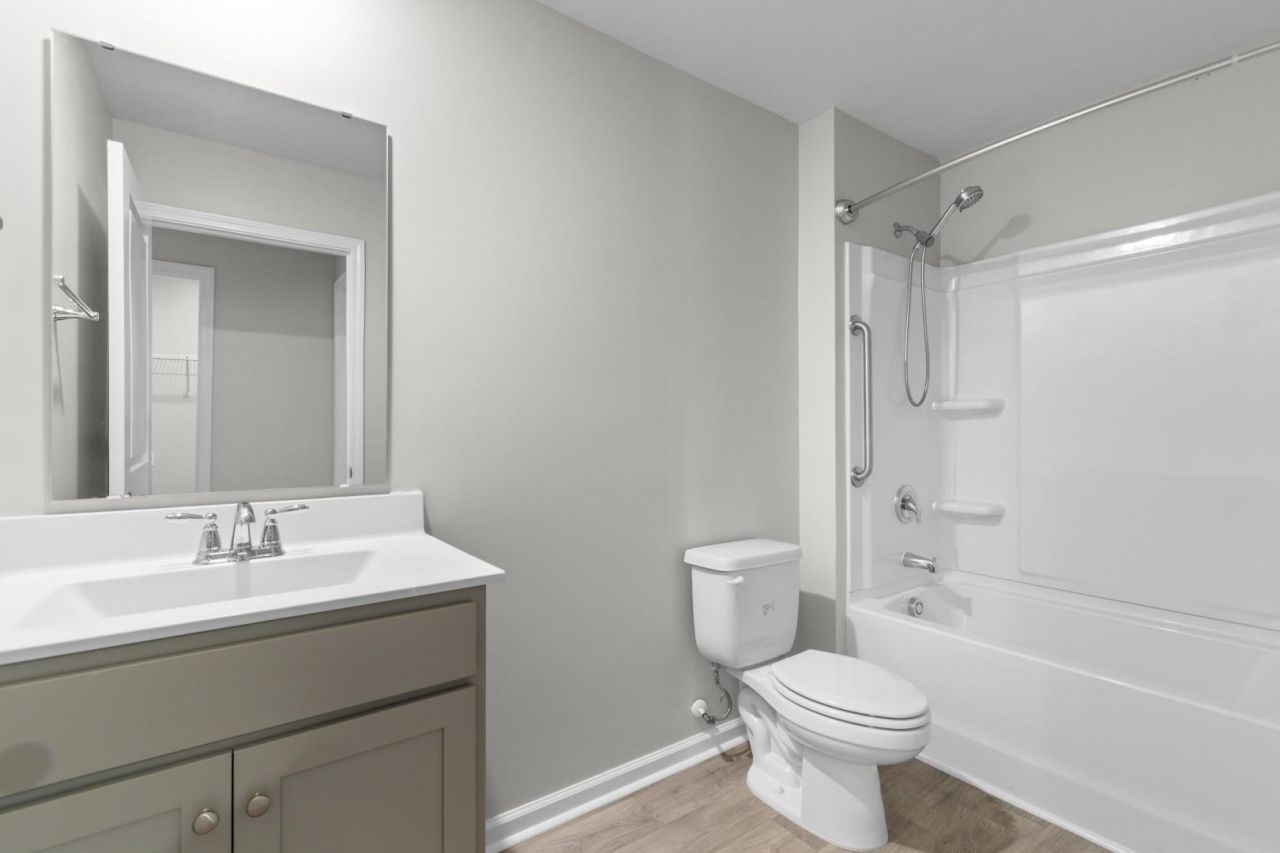6615 Colonial Dr. Photo 25