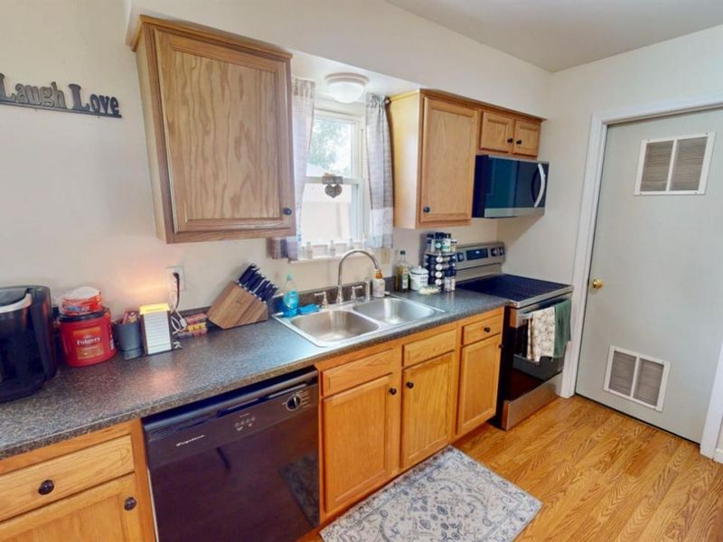 961 Quail Drive, Fremont, OH 43420 Photo 7