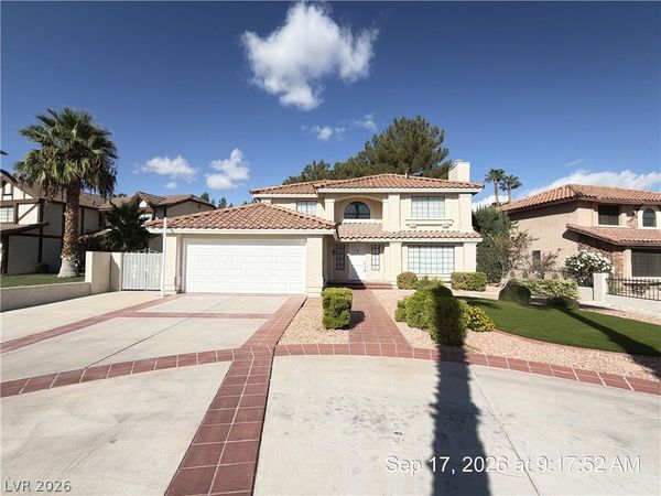 2817 Crystal Cove, Las Vegas, NV 89117