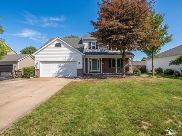 9121 Village Meadows Drive, Temperance, MI 48182