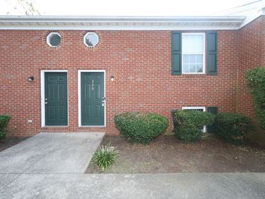 320 Lakeview Drive, Nicholasville, KY 40356