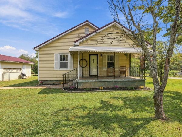 10110 Walden Street, Soddy Daisy, TN 37379