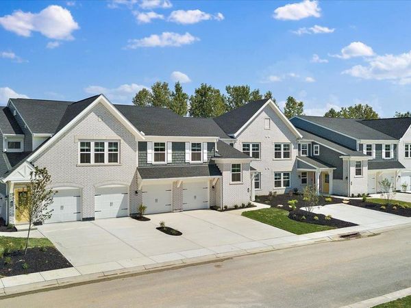 485 Greendell Bend, Unit 757, Fairborn, OH 45324
