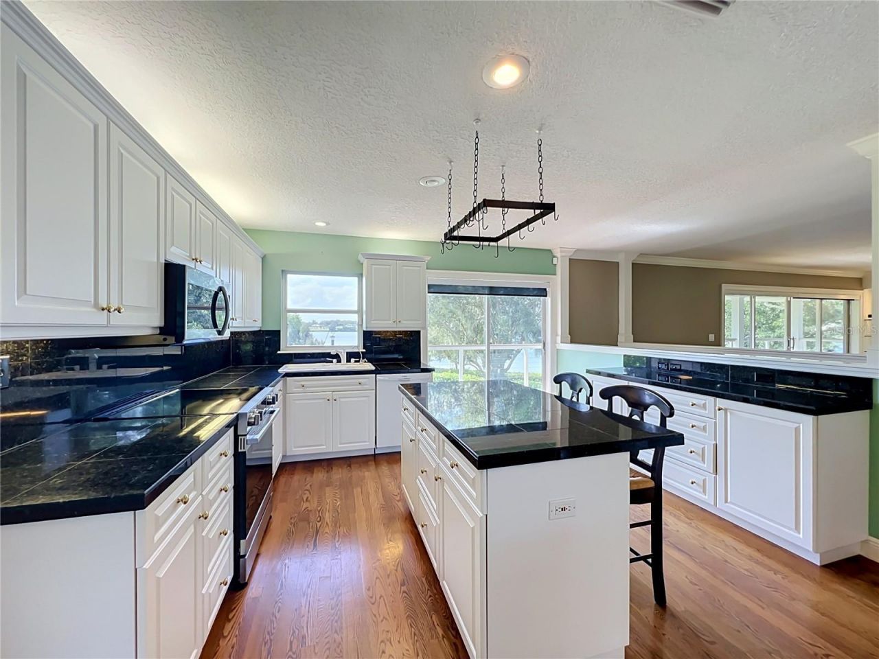 1800 Country Club Drive, Eustis, FL 32726 Photo
