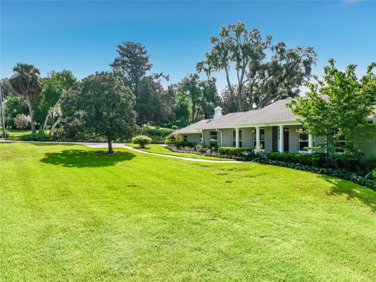 1800 Country Club Drive, Eustis, FL 32726 Photo