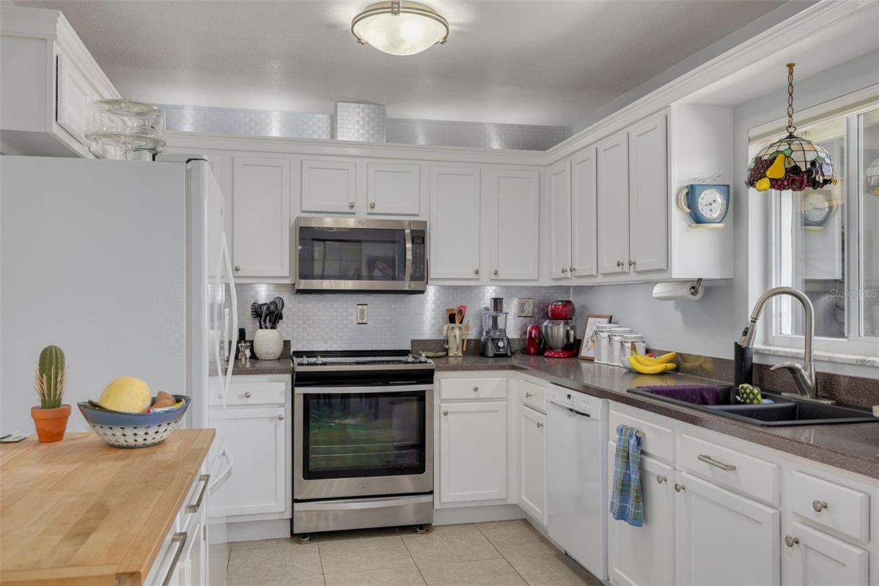 6030 Oak Ridge Avenue, New Port Richey, FL 34653 Photo