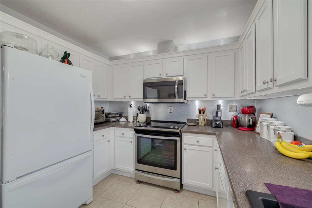 6030 Oak Ridge Avenue, New Port Richey, FL 34653 Photo